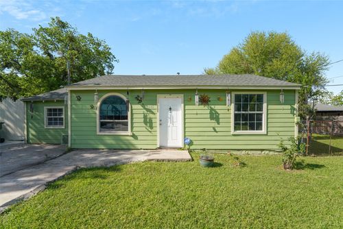 11405 S Blossom Cir, Balch Springs, TX, 75180-1124 | Card Image