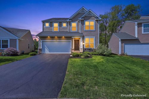 6711 John Dr, Canal Winchester, OH, 43110-1279 | Card Image
