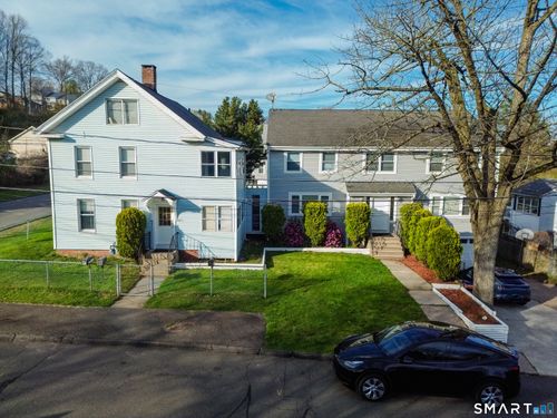 25 Andrews St, Meriden, CT, 06451-3268 | Card Image