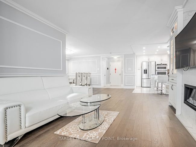 608 - 65 Spring Garden Ave, Condo with 4 bedrooms, 2 bathrooms and 1 parking in North York ON | Image 5