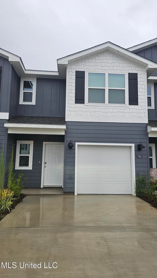 7865 Reagan Ct, Ocean Springs, MS, 39564-1059 | Card Image