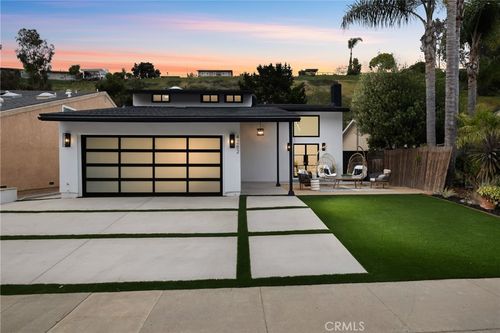4282 Robbins St, San Diego, CA, 92122-2625 | Card Image