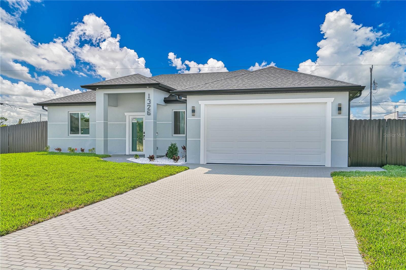 Residential in CAPE CORAL 4