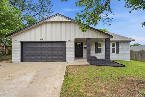 912 E Teresa Ave, Sapulpa, OK, 74066-5844 | Card Image