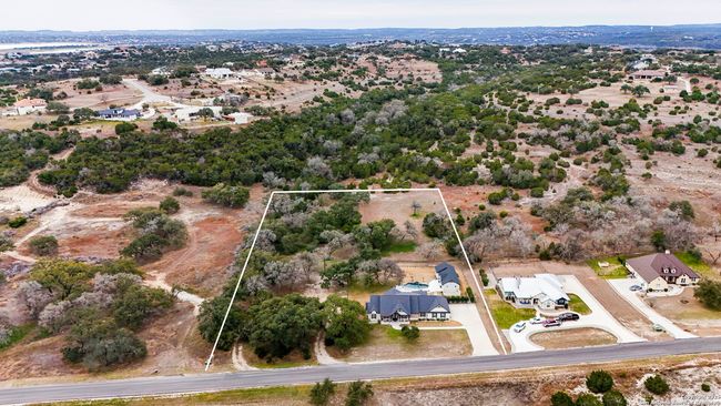 1033 Mystic Shores Blvd, House other with 5 bedrooms, 4 bathrooms and null parking in Spring Branch TX | Image 6