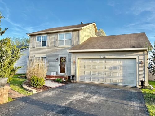2121 Kathleen Cir, Montgomery, IL, 60538-4027 | Card Image