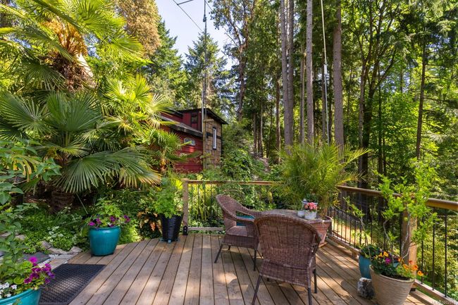 2470 North End Rd, House other with 3 bedrooms, 5 bathrooms and 8 parking in Salt Spring BC | Image 46