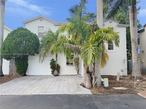 9140 Sw 148th Ct, Miami, FL, 33196-4122 | Card Image