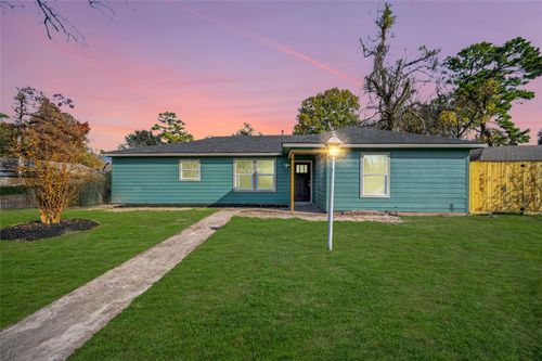 7422 Wiley Rd, Houston, TX, 77016-3437 | Card Image