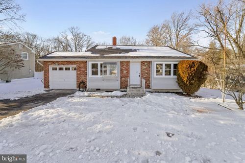 149 Greentree Rd, TURNERSVILLE, NJ, 08012-1570 | Card Image