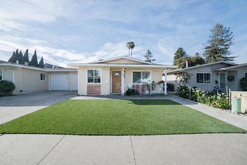 608 Bronte Ave, Watsonville, CA, 95076-3511 | Card Image