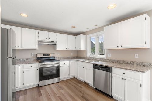 33-33 Fuller Ave, Attleboro, MA, 02703-4431 | Card Image