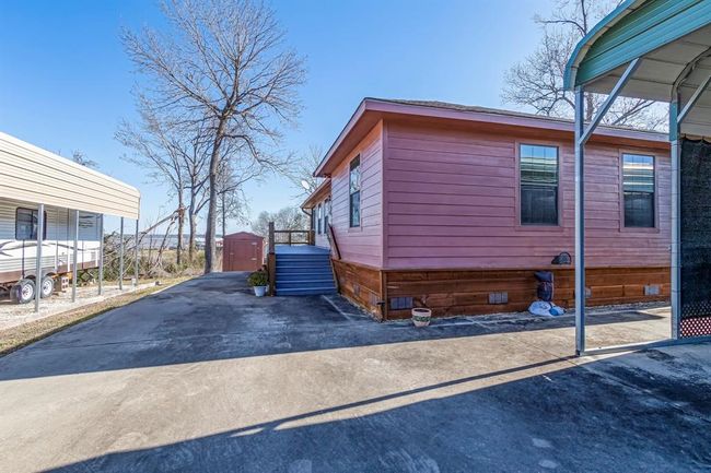 240 Coco Loop, House other with 2 bedrooms, 2 bathrooms and 2 parking in Pointblank TX | Image 34