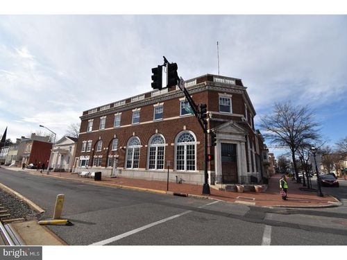 354 High St, BURLINGTON, NJ, 08016-4412 | Card Image