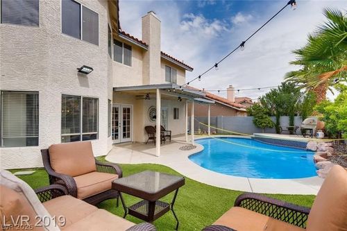 8645 Caribbean Ct, Las Vegas, NV, 89117-2335 | Card Image