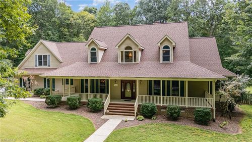 7208 Roundstone Ct, Gibsonville, NC, 27249-9617 | Card Image