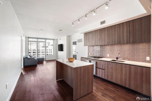 unit-805-1000 3rd St, San Francisco, CA, 94158-2540 | Card Image