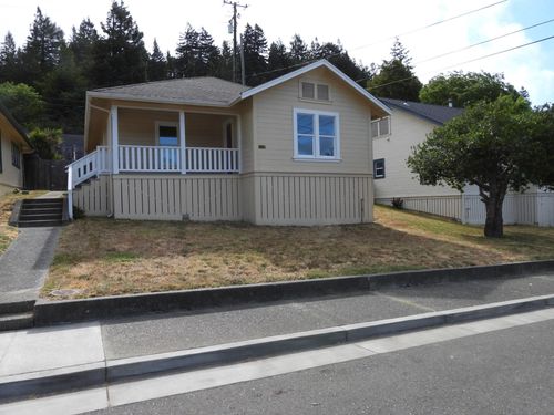 550 B St, Scotia, CA, 95565-9713 | Card Image