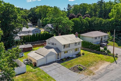 31 Harlan St, Ludlow, MA, 01056-3123 | Card Image