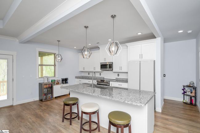 885 Affirmed Dr, House other with 4 bedrooms, 3 bathrooms and 2 parking in Boiling Springs SC | Image 4
