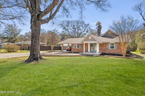 18067 Dara Hills Road, Gulfport, MS, 39503 | Card Image