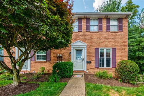 613 Newton Sq, Coraopolis, PA, 15108-1050 | Card Image
