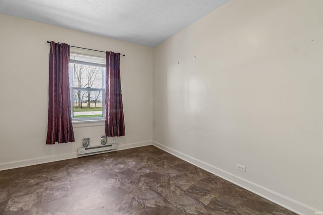 9363 S Marion Rd, House other with 3 bedrooms, 2 bathrooms and null parking in Warren IN | Image 17