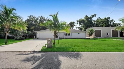 1672 Many Rd, NORTH FORT MYERS, FL, 33903-5569 | Card Image