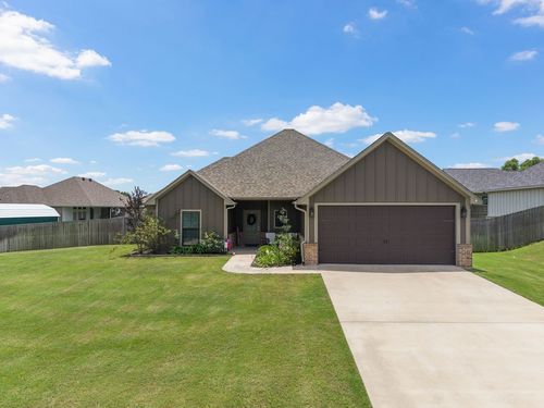 217 Smith Cir, Lindale, TX, 75771-3004 | Card Image