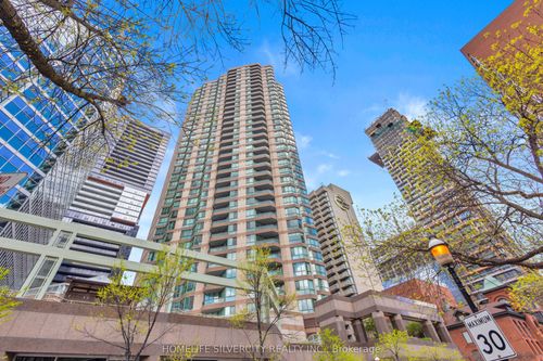 2900-38 Elm St, Toronto, ON, M5G2K5 | Card Image