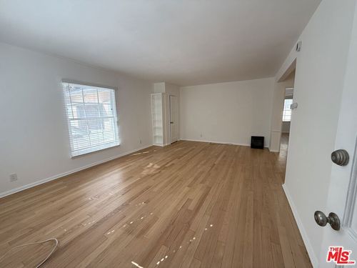 1842 Pandora Ave, Los Angeles, CA, 90024 | Card Image