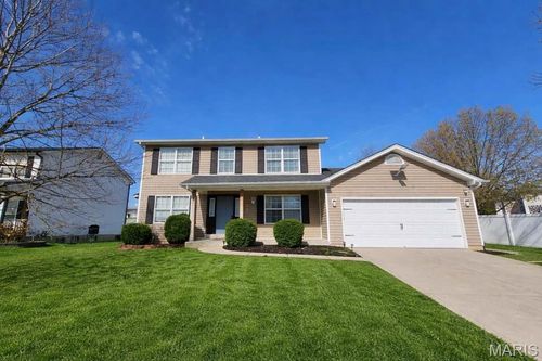1911 Providence Estate Dr, Wentzville, MO, 63385-3719 | Card Image
