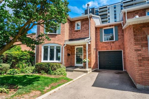 7-2155 Duncaster Dr, Burlington, ON, L7P4R3 | Card Image