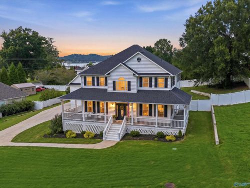 1208 Taylor Ml, Guntersville, AL, 35976-2689 | Card Image
