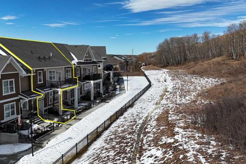 718 Cranbrook Walk Se, Calgary, AB, T3M2V5 | Card Image