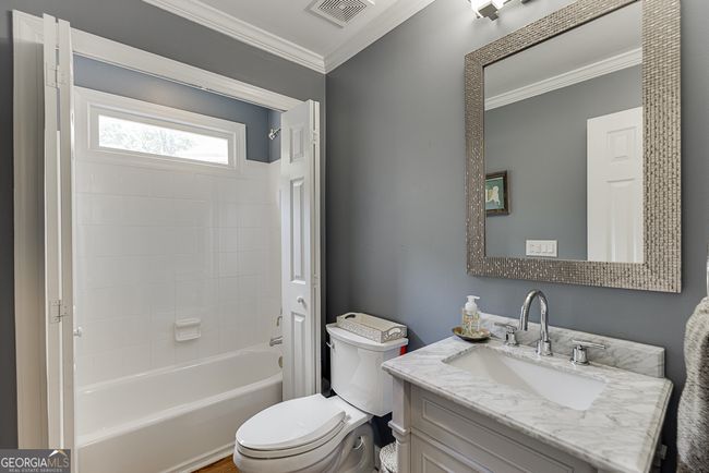 3313 Glen Devon Ln, House other with 5 bedrooms, 4 bathrooms and 2 parking in Berkeley Lake GA | Image 27
