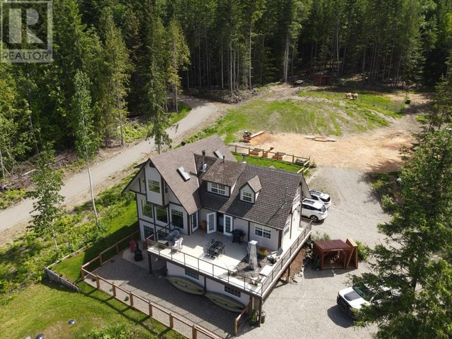 4784 Ivy Rd, House other with 5 bedrooms, 5 bathrooms and 5 parking in Eagle Bay BC | Image 7