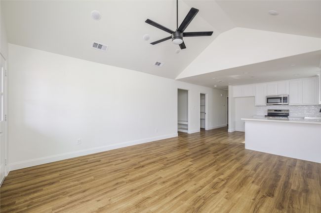 109 S Fir St, House other with 3 bedrooms, 2 bathrooms and null parking in Celeste TX | Image 13