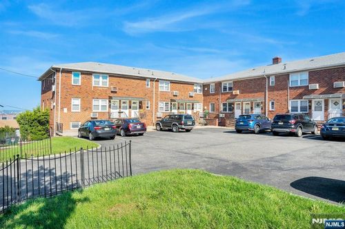 1400 70th St, North Bergen, NJ, 07047-3953 | Card Image