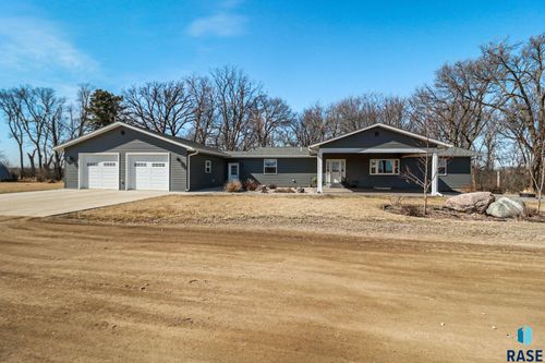 46845 238th St, Colman, SD, 57017-6526 | Card Image