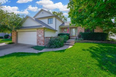 421 S Limuel St, House other with 5 bedrooms, 3 bathrooms and null parking in Wichita KS | Image 2