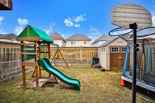 950 Taggart Cres, House other with 3 bedrooms, 3 bathrooms and 2 parking in Oshawa ON | Image 42