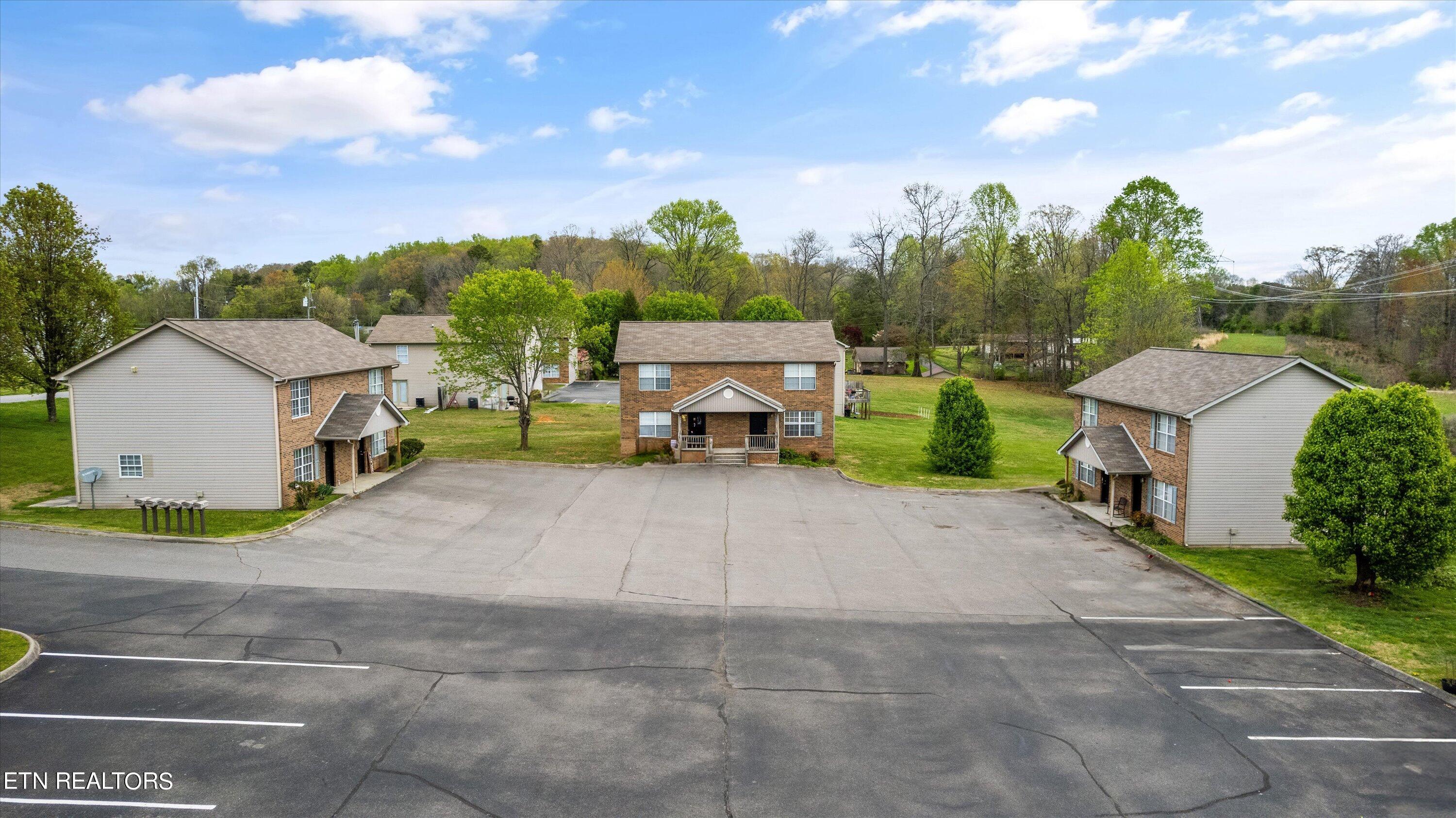 Gray Heights Way, Knoxville, TN 37938