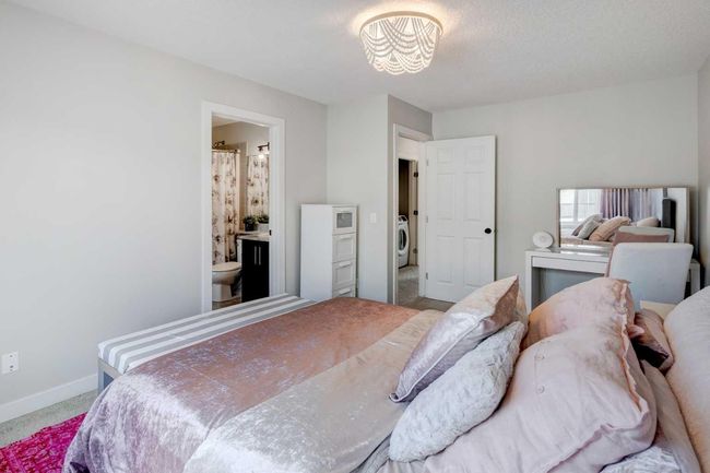 140 - 2802 Kings Heights Gate Se, Townhouse with 3 bedrooms, 4 bathrooms and 2 parking in Airdrie AB | Image 15