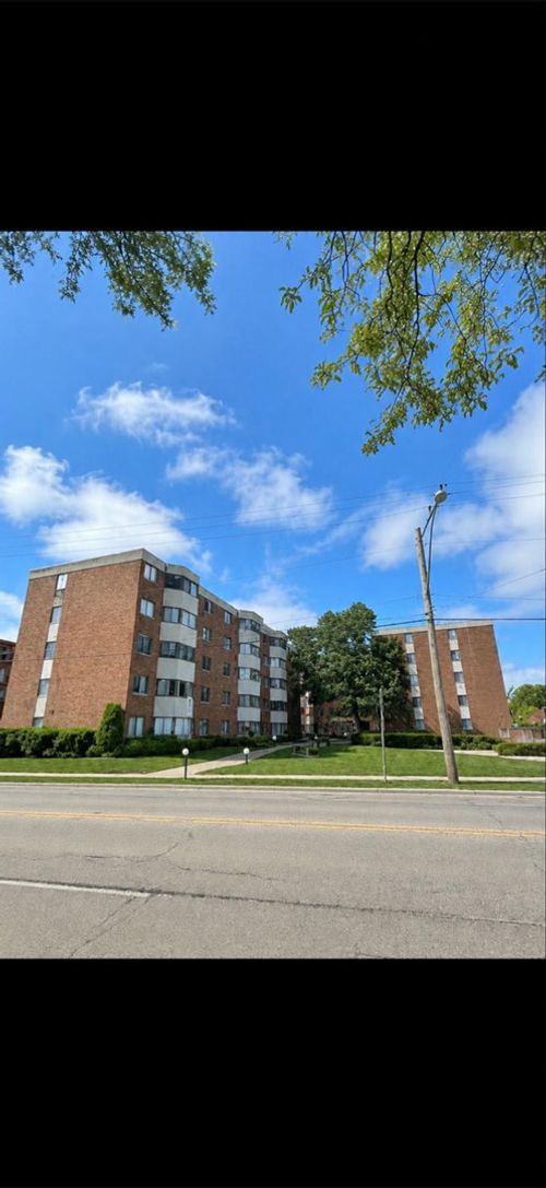 107-5500 Lincoln Ave, Morton Grove, IL, 60053-3401 | Card Image