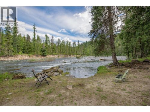 1136 Sugar Lake Rd, Cherryville, BC, V0E2G2 | Card Image