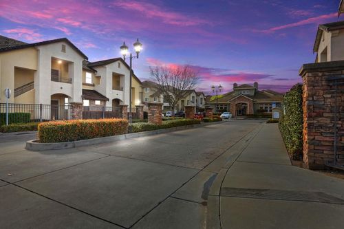 apt-923-1360 Shady Ln, Turlock, CA, 95382-7412 | Card Image