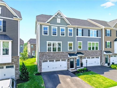 4004 Crown Dr, South Park, PA, 15129 | Card Image