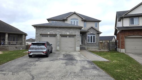 upper-level-1603 Vandusen Crt, London, ON, N5X0G2 | Card Image
