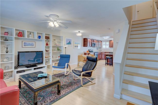 APT-4 - 3399 Post Rd, Condo with 2 bedrooms, 3 bathrooms and 4 parking in Warwick RI | Image 16